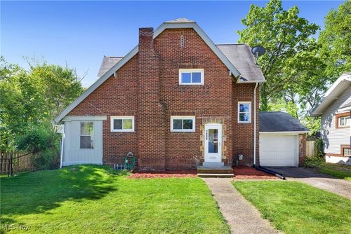 1608 Pilgrim St, Akron, OH, 44305-3428 | Card Image