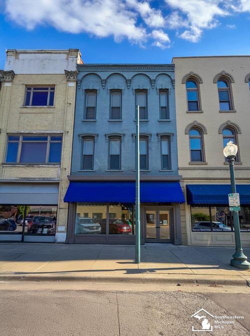 8 E Front St, Monroe, MI, 48161-2229 | Card Image