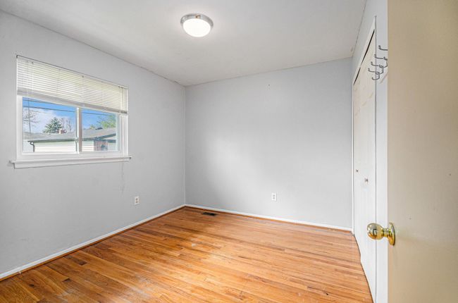 37653 Badger Dr, House other with 3 bedrooms, 2 bathrooms and null parking in Sterling Heights MI | Image 15