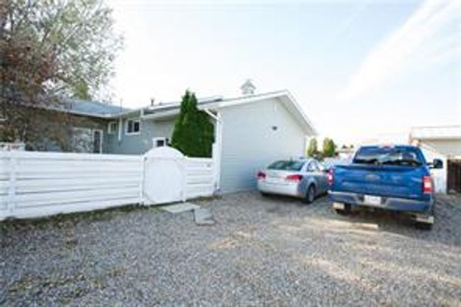 25 Hays Crt Nw, House detached with 5 bedrooms, 2 bathrooms and null parking in Medicine Hat AB | Image 47