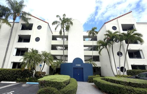 404-1-21085 Ne 34th Ave, Aventura, FL, 33180-3529 | Card Image