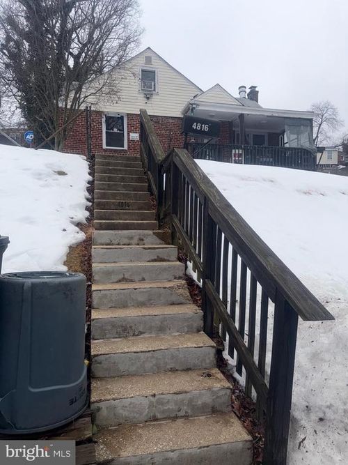 4816 68th Ave, HYATTSVILLE, MD, 20784-1427 | Card Image