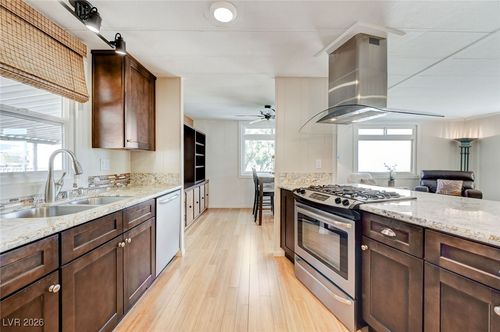 689 Mount Bona Way, Boulder City, NV, 89005-1031 | Card Image