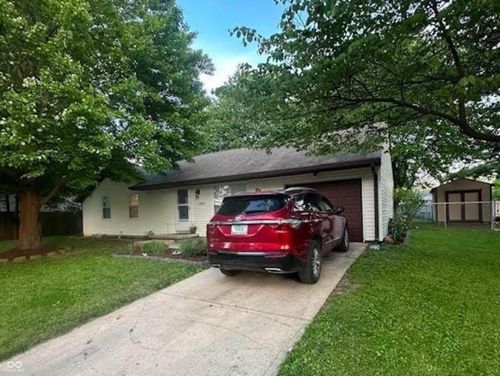 1505 Elizabeth Dr, Lebanon, IN, 46052-1017 | Card Image