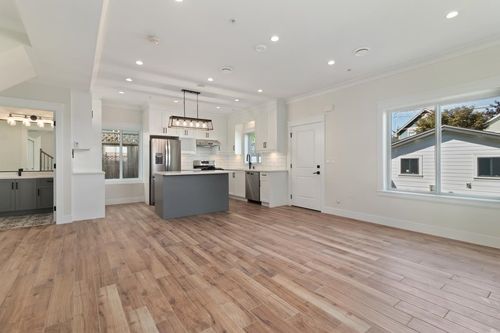 3843 Fleming St, Vancouver, BC, V5N3W1 | Card Image