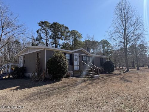 354 Belgrade Swansboro Rd, Stella, NC, 28582-9613 | Card Image