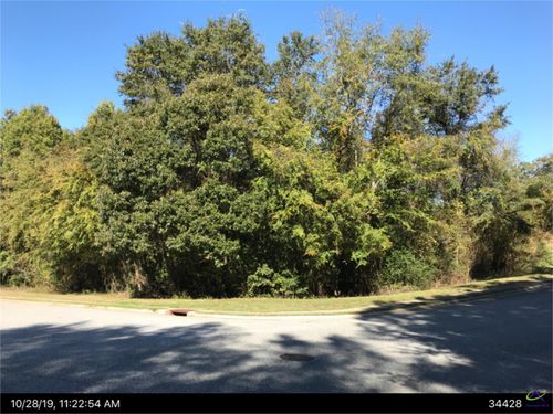 128 Oakview Club Dr, Macon, GA, 31216-4109 | Card Image