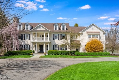 18 Yardley Rd, Mendham Twp, NJ, 07945-3203 | Card Image