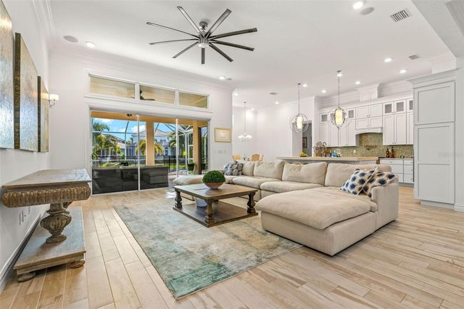 709 Manns Harbor Dr, House other with 5 bedrooms, 4 bathrooms and null parking in APOLLO BEACH FL | Image 9