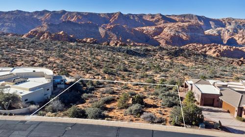 4961 N Long Sky Cir, St George, UT, 84770 | Card Image