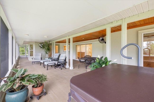 632 Concha Dr, House other with 3 bedrooms, 2 bathrooms and null parking in SEBASTIAN FL | Image 14