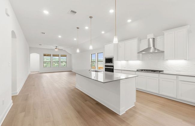 6420 Apache Plum Ln, House other with 4 bedrooms, 3 bathrooms and 2 parking in Spicewood TX | Image 4