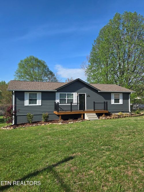 417 Oakhill Dr, Sweetwater, TN, 37874-5931 | Card Image