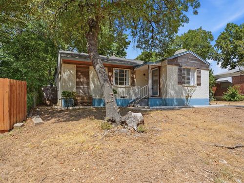 911 Reverchon Drive, Dallas, TX, 75211 | Card Image