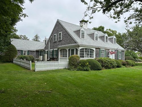 109 Pleasant St, South Yarmouth, MA, 02664-4548 | Card Image