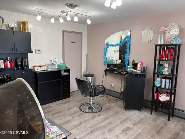 261 West St, House other with 1 bedrooms, 2 bathrooms and null parking in Bloomsburg PA | Image 5