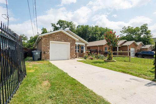 1735 Mcbroom St, Dallas, TX, 75212-2614 | Card Image