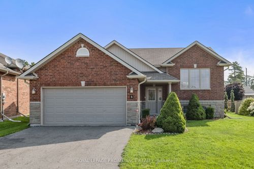 4 Beacon Dr, Brighton, ON, K0K1H0 | Card Image