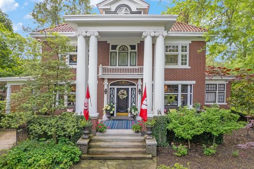 2465 E Broad St, Columbus, OH, 43209-1757 | Card Image