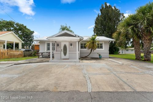 1526 Magnolia St Ne, Palm Bay, FL, 32905-3520 | Card Image