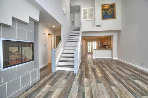 3712 Greggory Way, Santa Barbara, CA, 93105-4074 | Card Image