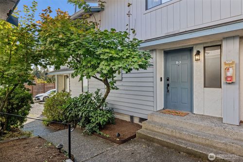 apt-b3-19230 15th Ave Ne, Shoreline, WA, 98155-2361 | Card Image