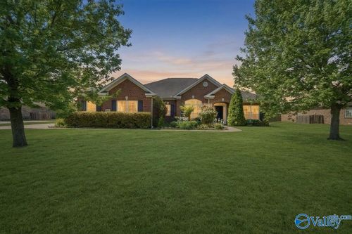 114 Parkview Dr, Meridianville, AL, 35759-2339 | Card Image