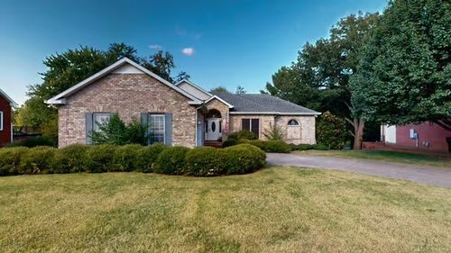 1519 Kensington Dr, Murfreesboro, TN, 37130-5936 | Card Image