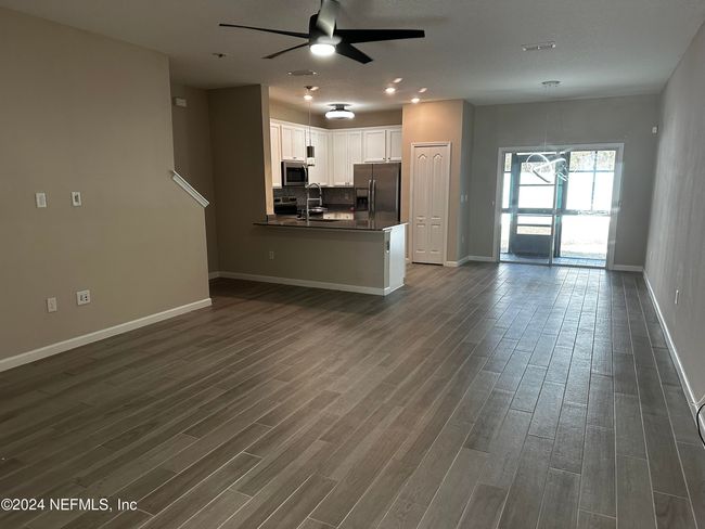 7371 Palm Hills Dr, Townhouse with 3 bedrooms, 3 bathrooms and null parking in JACKSONVILLE FL | Image 8