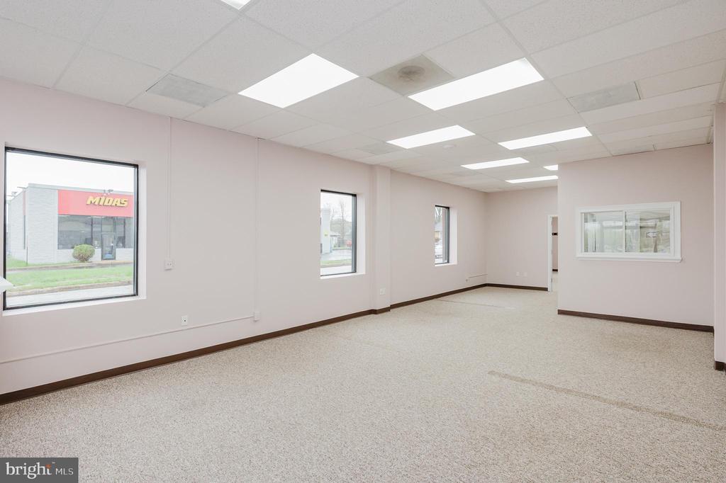 Commercial Lease in ABERDEEN 5