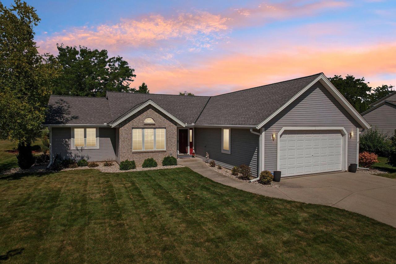 Elm Ct, Franklin, WI 53132