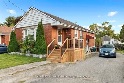 355 Bridge St E, House other with 3 bedrooms, 3 bathrooms and 3 parking in Belleville ON | Image 2