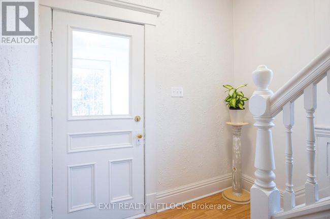 4922 7 Highway, House other with 3 bedrooms, 2 bathrooms and 10 parking in Omemee ON | Image 5