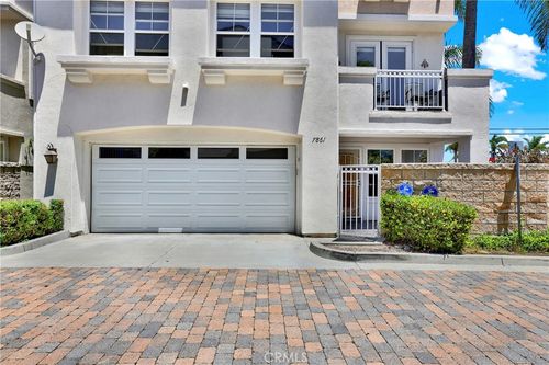 7861 Daisy Cir, Huntington Beach, CA, 92648-8607 | Card Image
