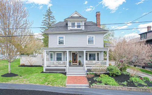 203 N Adams St, Manchester, NH, 03104-2218 | Card Image