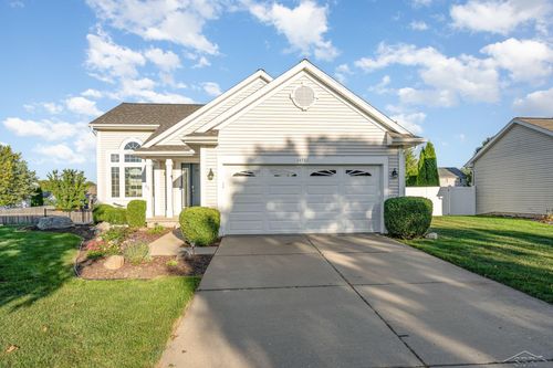 14761 Hardtke Dr, Lansing, MI, 48906-9207 | Card Image