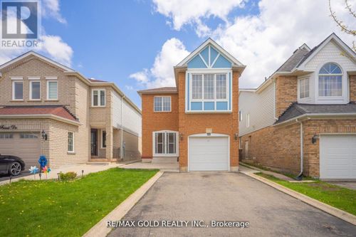 108 Black Forest Dr, Brampton, ON, L6R2E6 | Card Image