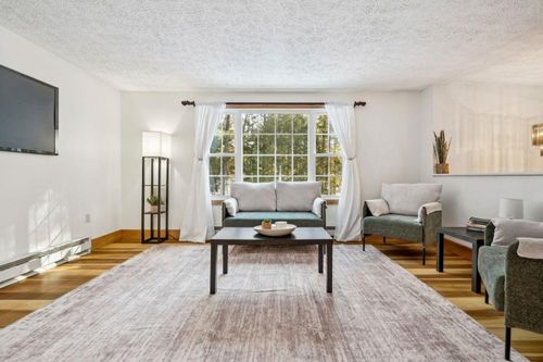 24 Pine Meadow Dr, North Berwick, ME, 03906-6329 | Card Image