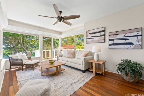 2015-C Round Top Drive, Honolulu, HI, 96822 | Card Image