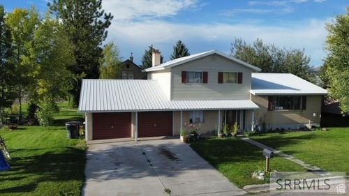 301 Ashland Dr, Soda Springs, ID, 83276-1234 | Card Image
