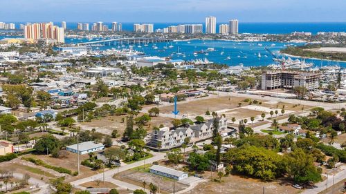132 W 11th St, Riviera Beach, FL, 33404-7518 | Card Image