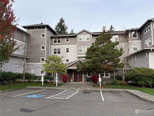 301-4535 Providence Point Place Se, Issaquah, WA, 98029 | Card Image