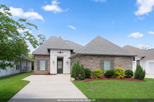 30189 Sanctuary Blvd, Denham Springs, LA, 70726-1903 | Card Image
