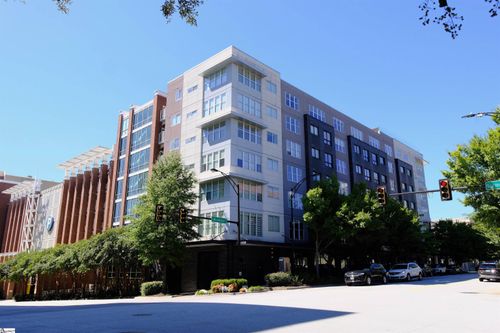 unit-47-100 E Washington St, Greenville, SC, 29601-2761 | Card Image