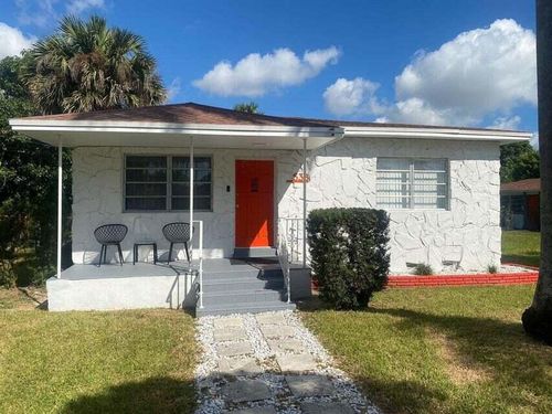 538 Sw 7th St, Hallandale Beach, FL, 33009-6909 | Card Image
