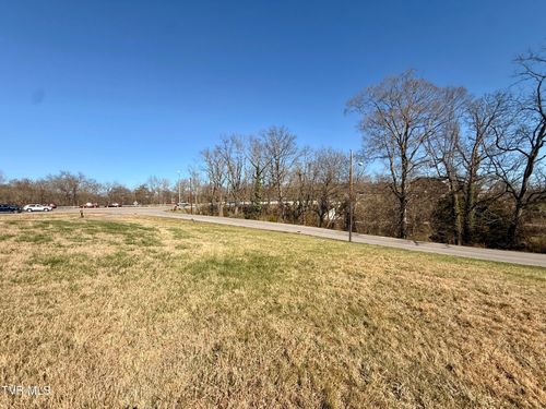 101 Tall Oaks Ct, Kingsport, TN, 37663-2649 | Card Image