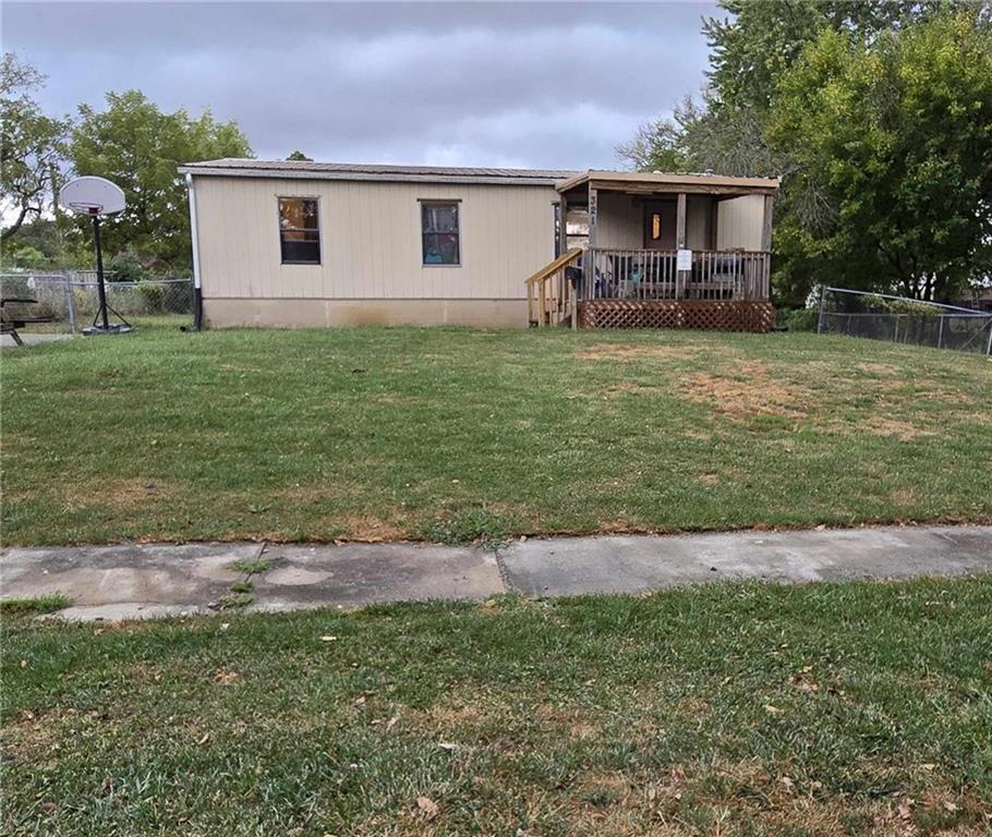 1st St, Odessa, MO 64076