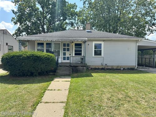 3935 Larchmont St, Flint, MI, 48532-5271 | Card Image