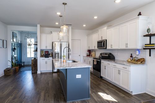 9272 Thomason Trl, Antioch, TN, 37013-3980 | Card Image