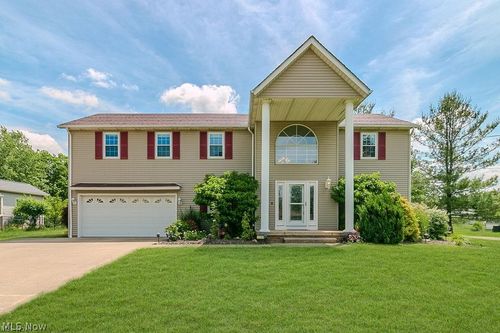 12433 Webster Rd, Strongsville, OH, 44136-4511 | Card Image
